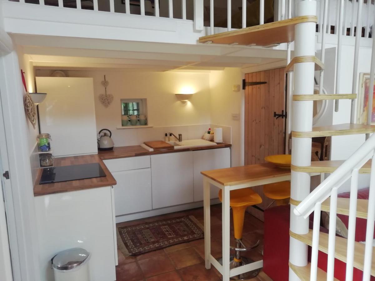 ברייטון Unique Cottage Retreat מראה חיצוני תמונה